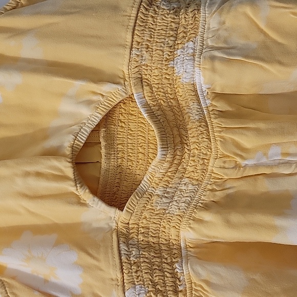 Abercrombie Kids romper - Picture 2 of 4